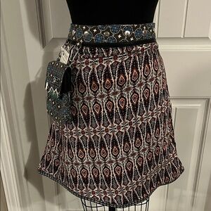 Chic Patterned Midi Skirt with Navy and Red Accents